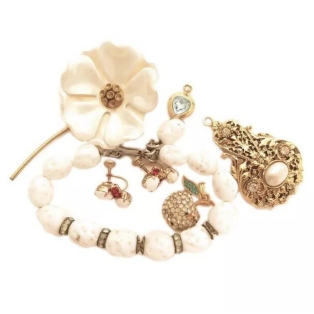 Vintage Craft Repair Parts Jewelry Lot Brooch Pin Earrings Bracelet